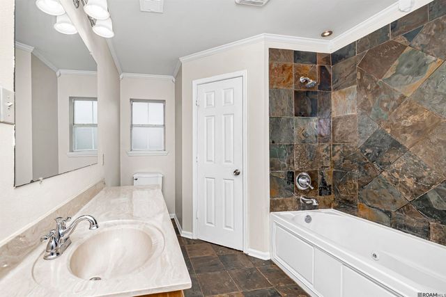 30377 Fairway View Dr, Denham Springs, LA 70726