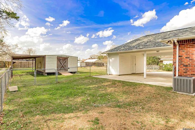 30377 Fairway View Dr, Denham Springs, LA 70726