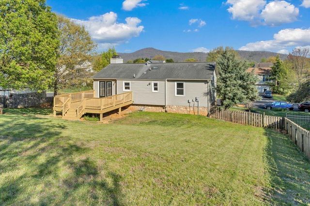 1831 Summerfield DR, Roanoke, VA 24012