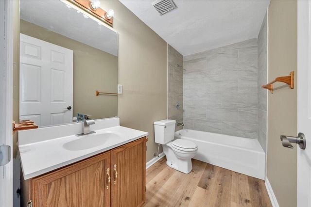 1831 Summerfield DR, Roanoke, VA 24012