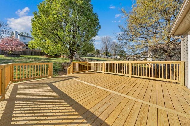 1831 Summerfield DR, Roanoke, VA 24012