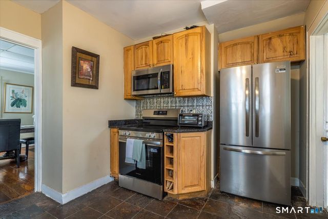 698 Second Avenue, West Haven, CT 06516