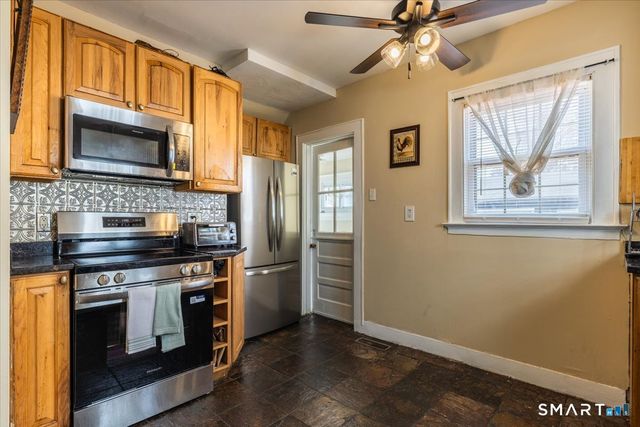 698 Second Avenue, West Haven, CT 06516