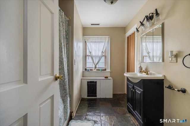 698 Second Avenue, West Haven, CT 06516