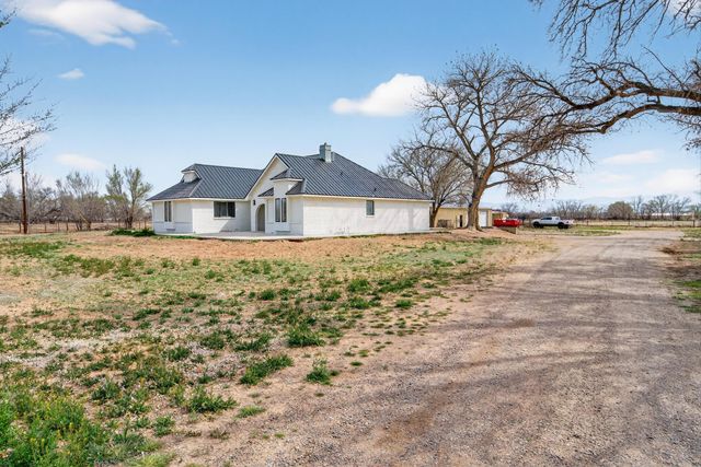 30 Edmundo Road, Belen, NM 87002