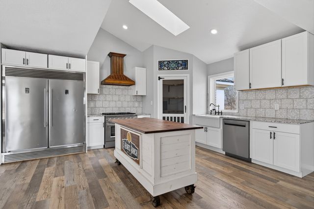 30 Edmundo Road, Belen, NM 87002