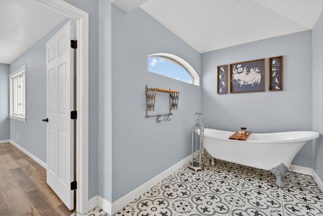 30 Edmundo Road, Belen, NM 87002