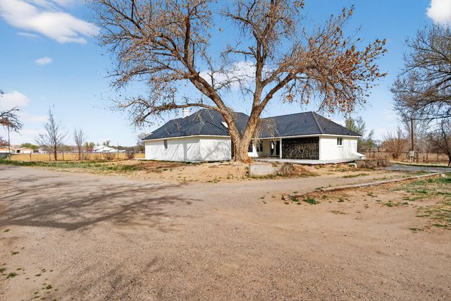 30 Edmundo Road, Belen, NM 87002