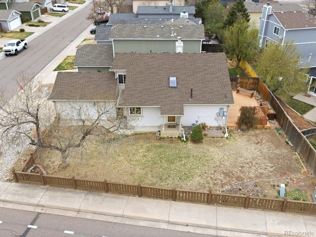 765 Stowe St, Highlands Ranch, CO 80126