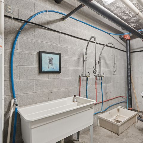 1900 12th Ave S Apt 413, Nashville, TN 37203
