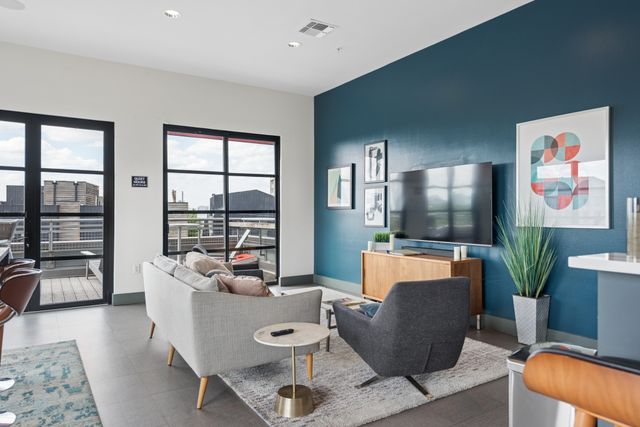 1900 12th Ave S Apt 413, Nashville, TN 37203