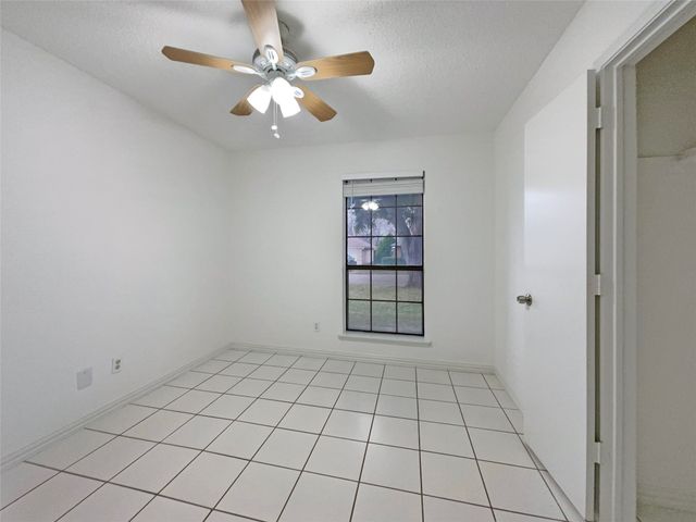 1617 N Bent Tree Trail, Grand Prairie, TX 75052