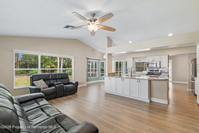 10919 Trelain Way, Hudson, FL 34667