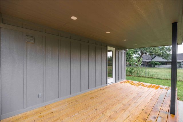 1209 Melwood Avenue, Brownwood, TX 76801