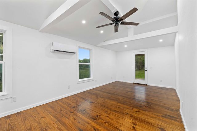 1209 Melwood Avenue, Brownwood, TX 76801