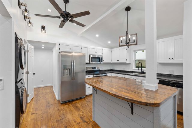 1209 Melwood Avenue, Brownwood, TX 76801