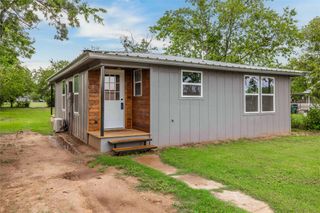 1209 Melwood Avenue, Brownwood, TX 76801