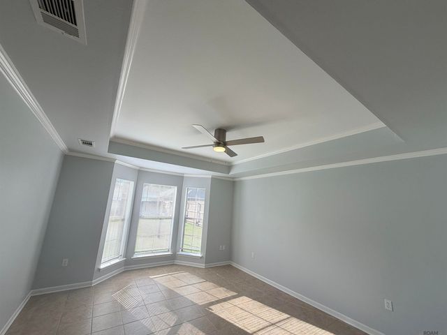 801 Chemin Dr, Baker, LA 70714