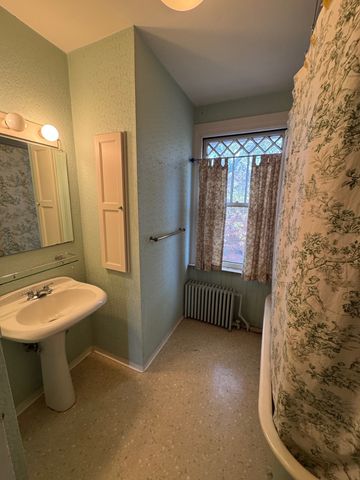 518 Prospect Avenue, Hartford, CT 06105