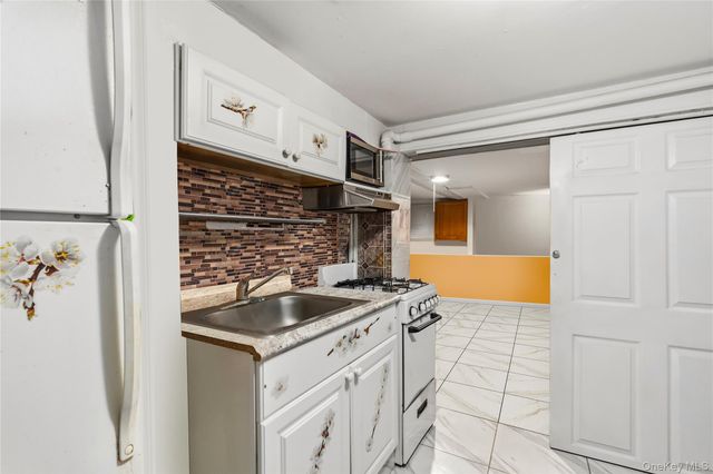 1120 Banner Avenue, Brooklyn, NY 11235