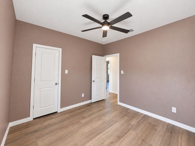 1605 River Crossing Drive, Anna, TX 75409