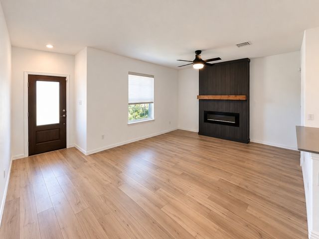 1605 River Crossing Drive, Anna, TX 75409