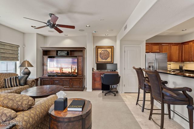 3935 E ROUGH RIDER Road 1169, Phoenix, AZ 85050