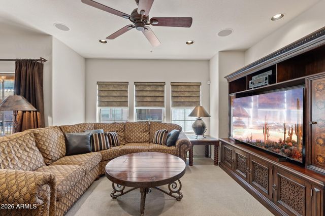 3935 E ROUGH RIDER Road 1169, Phoenix, AZ 85050