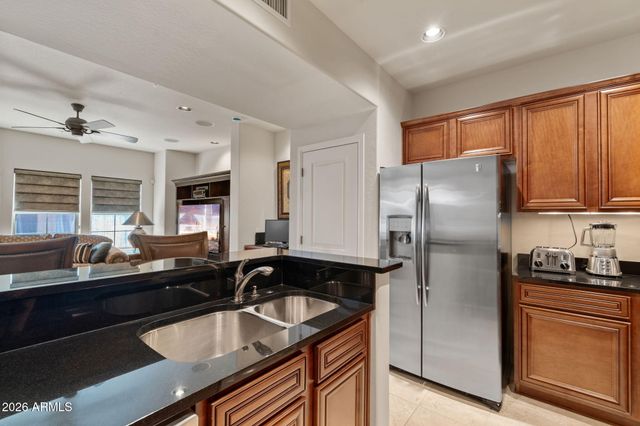 3935 E ROUGH RIDER Road 1169, Phoenix, AZ 85050