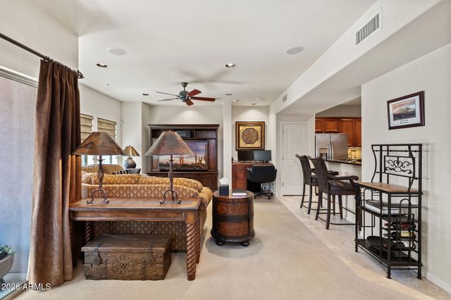 3935 E ROUGH RIDER Road 1169, Phoenix, AZ 85050