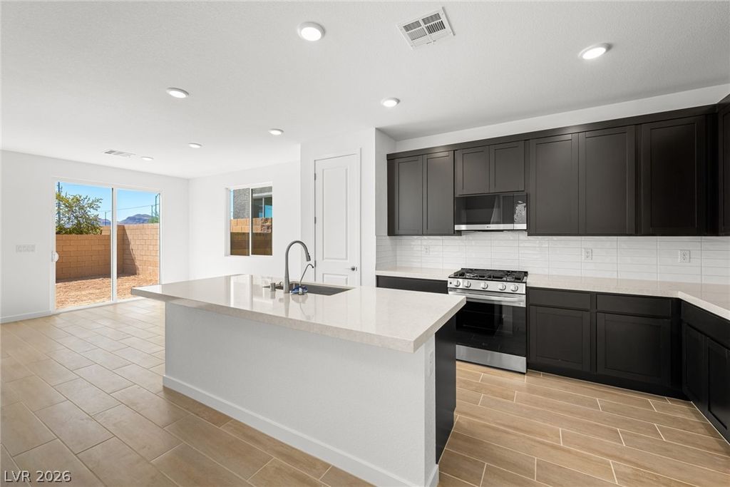 8587 Balfour Meadows Avenue, Las Vegas, NV 89113 — photo 4