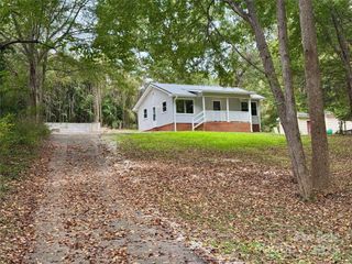 6028 Deep Green Drive, Shelby, NC 28152