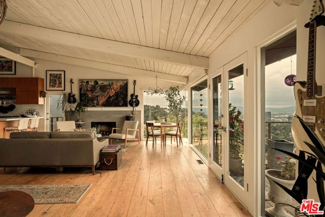7185 Pacific View Drive, Los Angeles, CA 90068