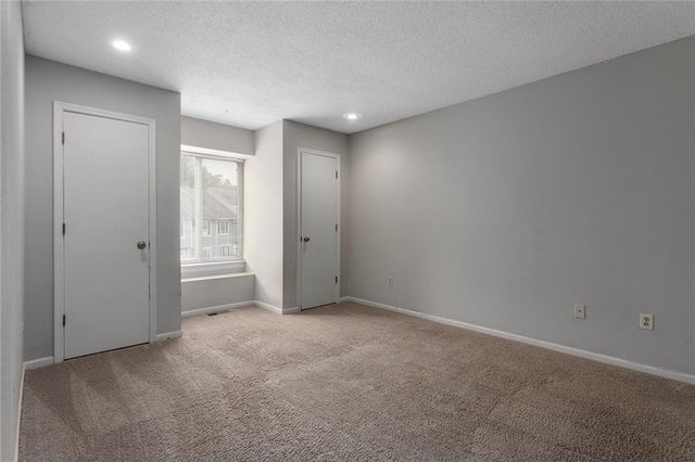 8953 Hauser Street, Lenexa, KS 66215