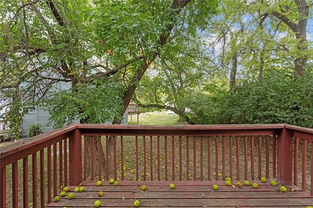 8953 Hauser Street, Lenexa, KS 66215