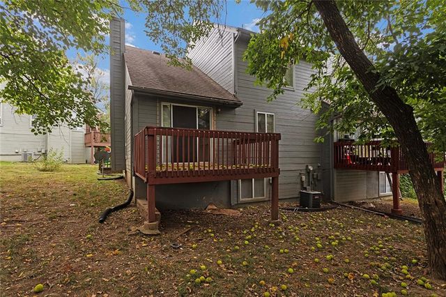 8953 Hauser Street, Lenexa, KS 66215