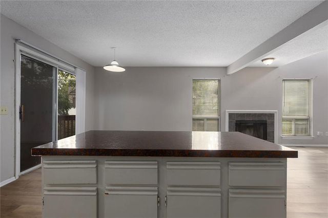 8953 Hauser Street, Lenexa, KS 66215