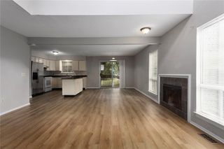 8953 Hauser Street, Lenexa, KS 66215