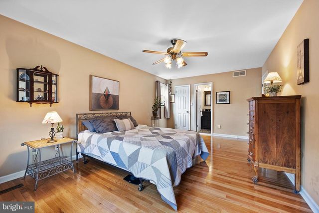10044 CENTURY DR, Ellicott City, MD 21042