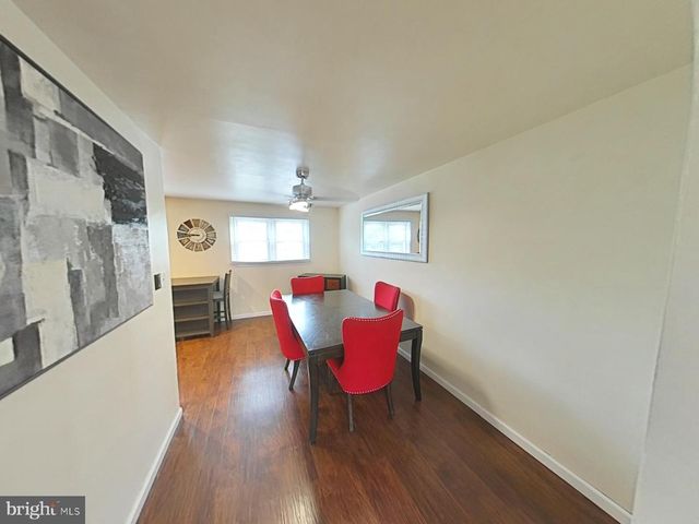 2071 KENT RD, Folcroft, PA 19032