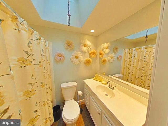 2071 KENT RD, Folcroft, PA 19032