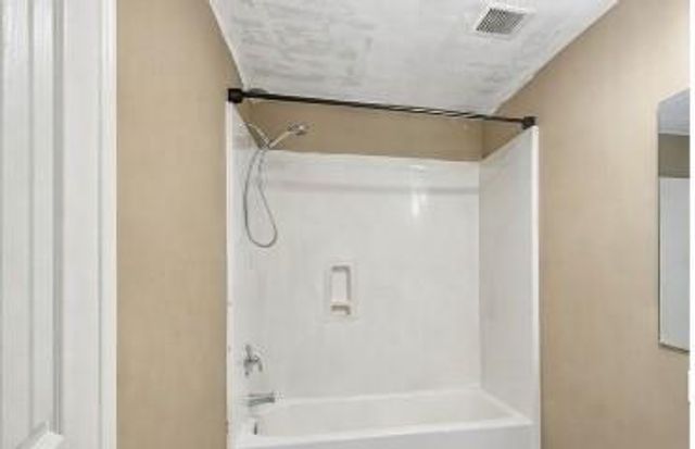 339 N Missouri Street, Orchard, TX 77485