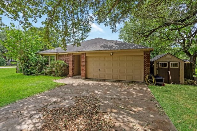 339 N Missouri Street, Orchard, TX 77485
