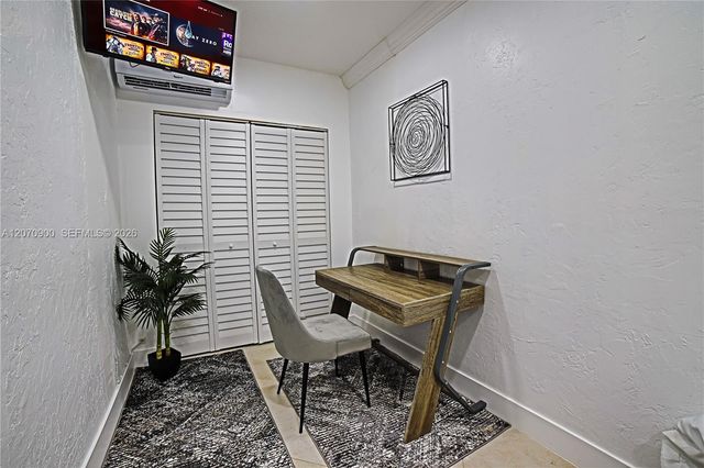 8651 Sunset Strip, Sunrise, FL 33322