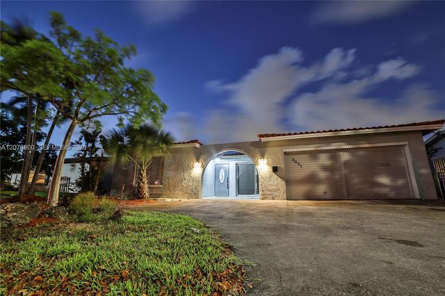 8651 Sunset Strip, Sunrise, FL 33322