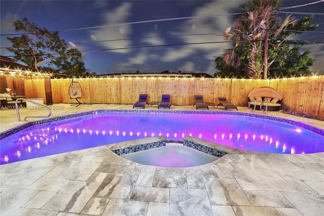 8651 Sunset Strip, Sunrise, FL 33322