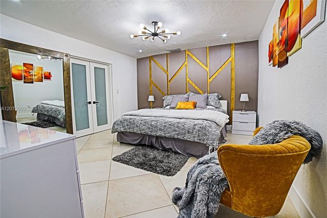 8651 Sunset Strip, Sunrise, FL 33322