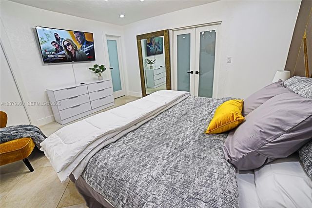 8651 Sunset Strip, Sunrise, FL 33322