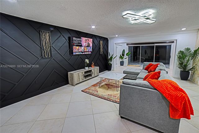 8651 Sunset Strip, Sunrise, FL 33322