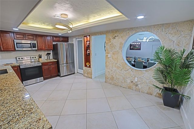 8651 Sunset Strip, Sunrise, FL 33322